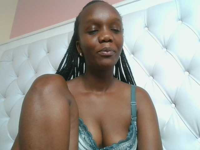 Naughtypetite1