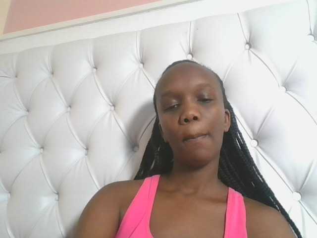 Naughtypetite1
