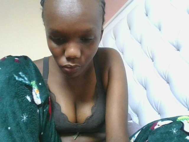 Naughtypetite1