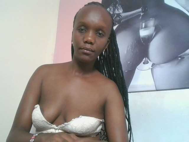 Naughtypetite1