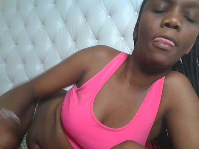 Naughtypetite1