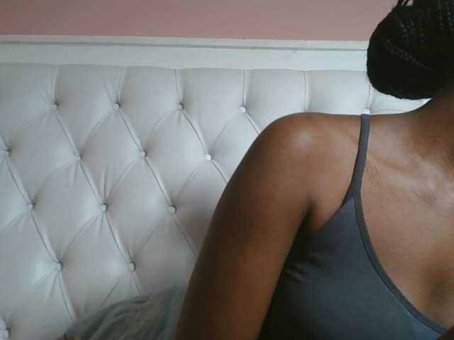 Naughtypetite1
