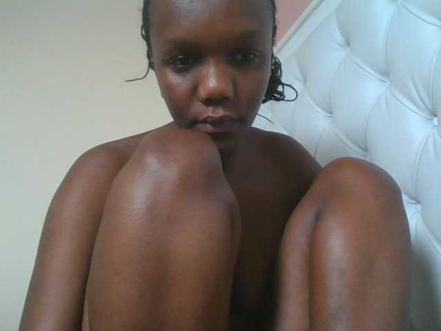 Naughtypetite1