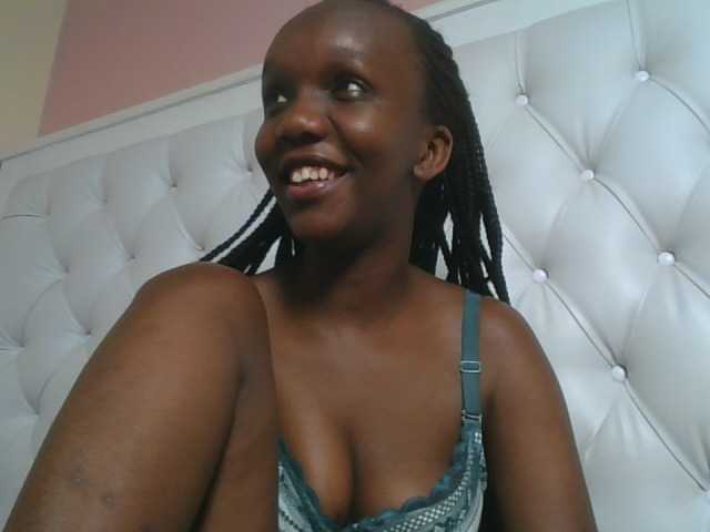 Naughtypetite1