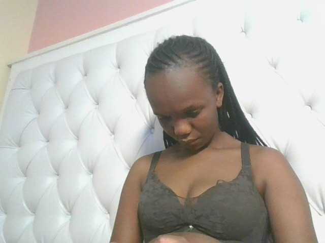 Naughtypetite1