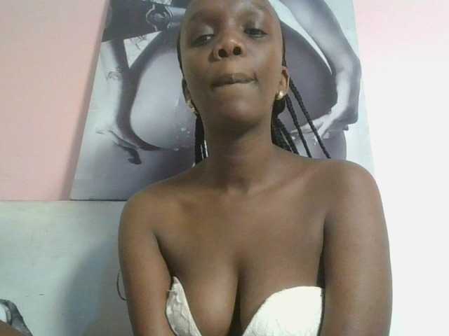 Naughtypetite1