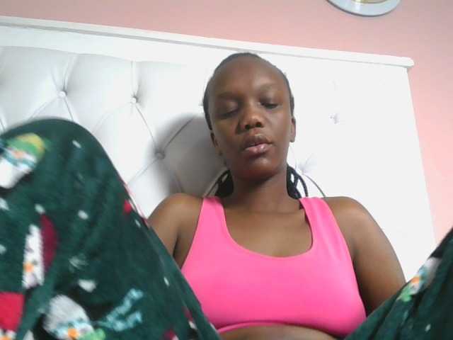 Naughtypetite1