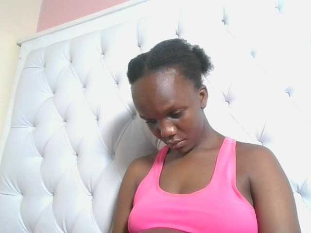 Naughtypetite1