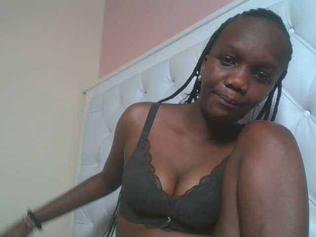 Naughtypetite1