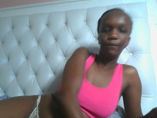 Naughtypetite1