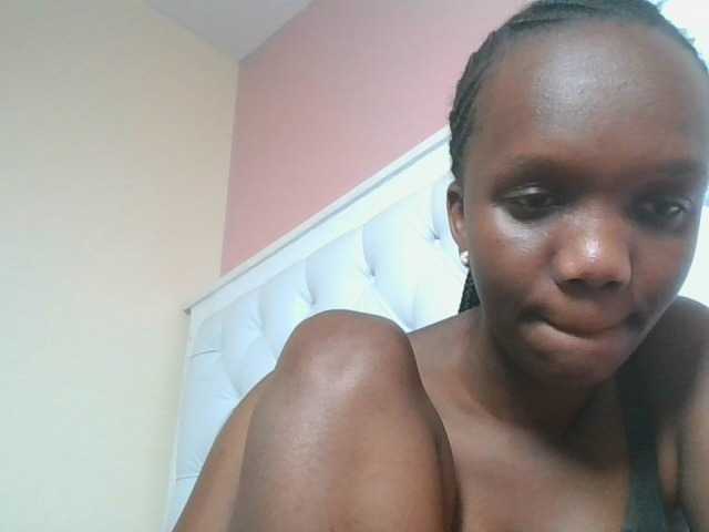 Naughtypetite1