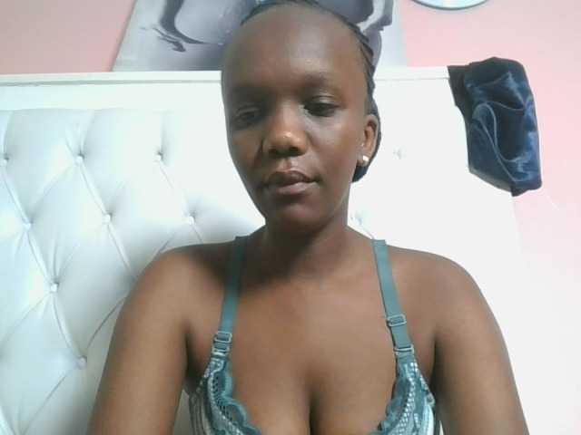Naughtypetite1