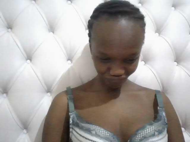 Naughtypetite1