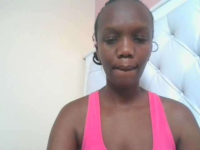 Naughtypetite1