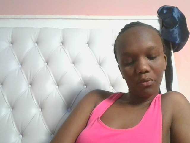 Naughtypetite1