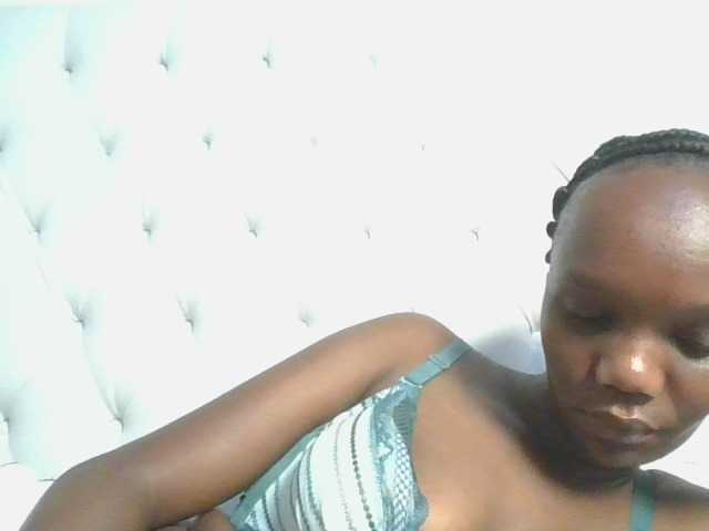 Naughtypetite1