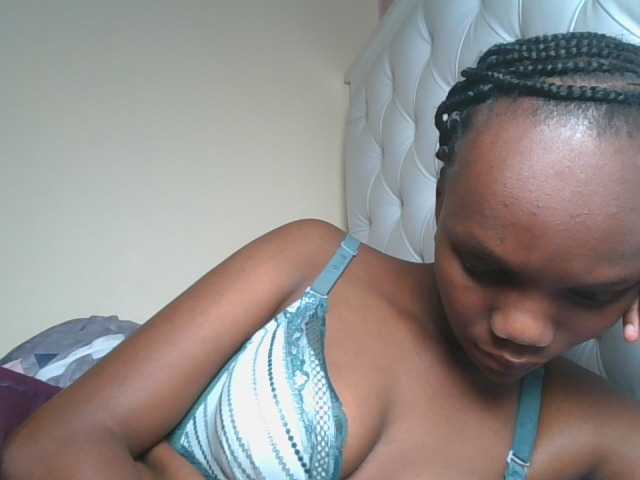 Naughtypetite1