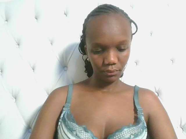 Naughtypetite1