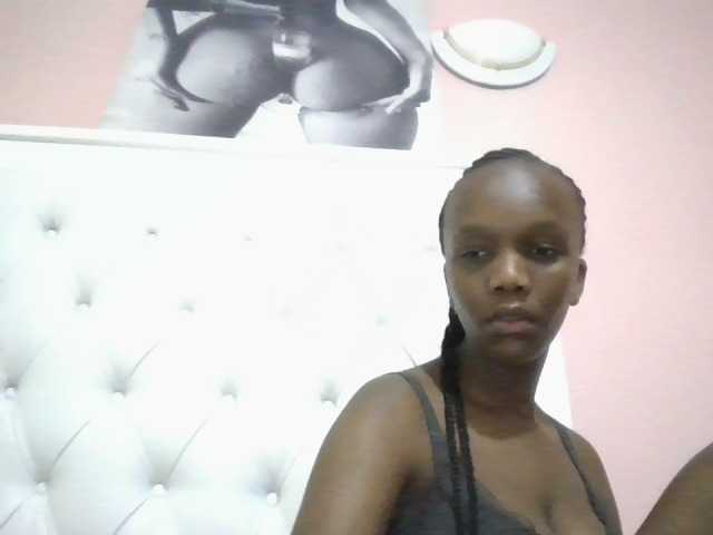 Naughtypetite1