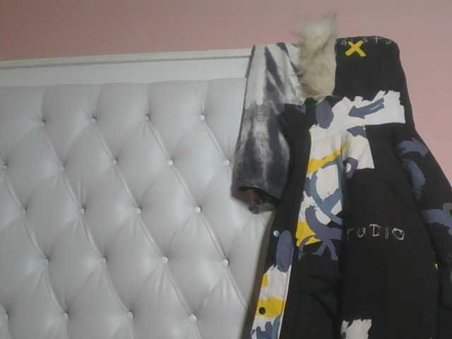Naughtypetite1