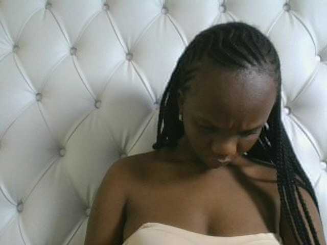 Naughtypetite1
