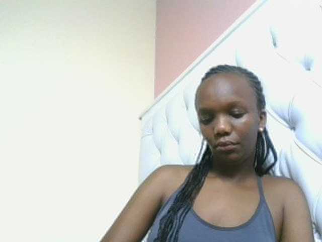 Naughtypetite1