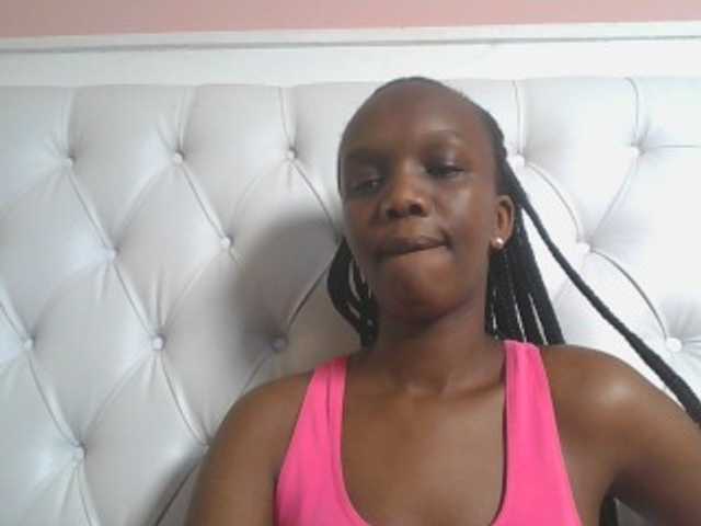 Naughtypetite1