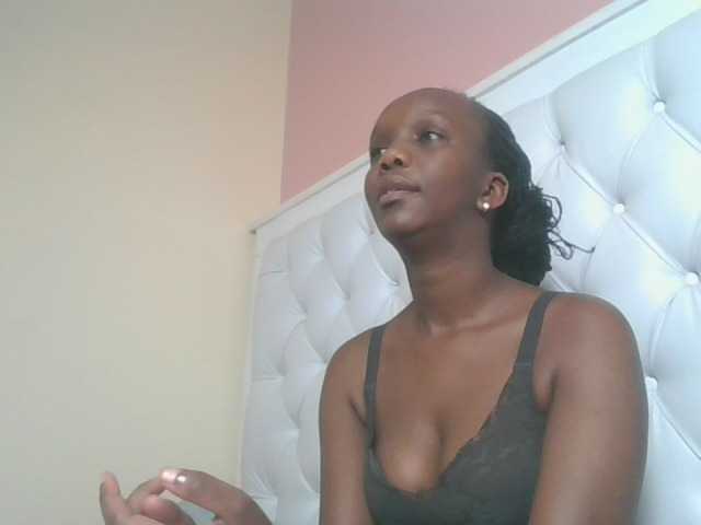 Naughtypetite1