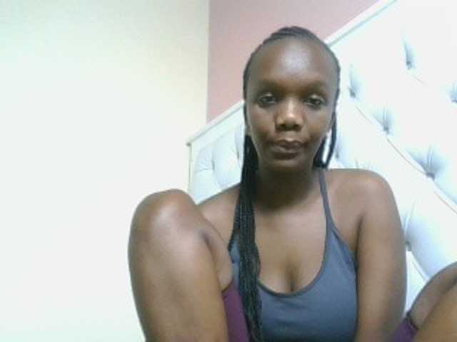 Naughtypetite1