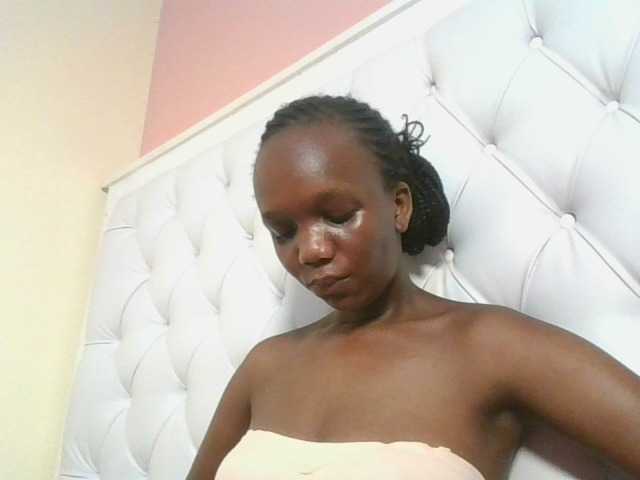 Naughtypetite1