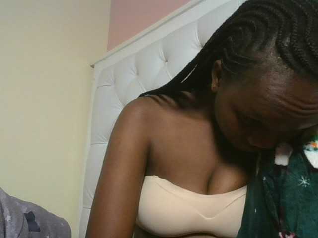 Naughtypetite1