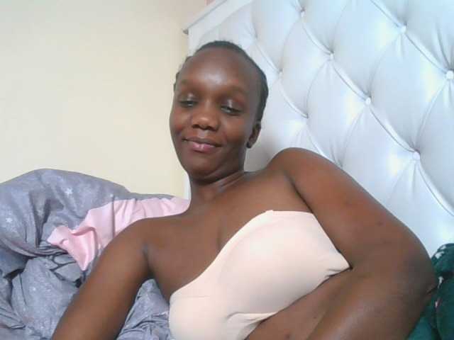 Naughtypetite1