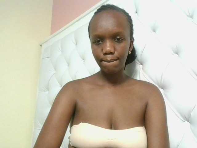 Naughtypetite1