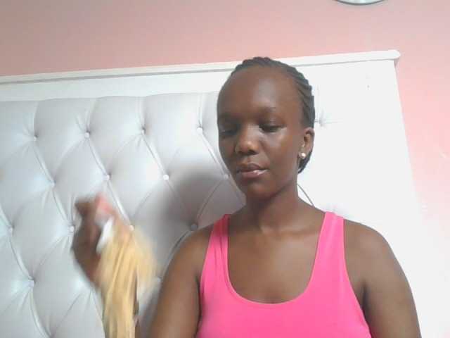 Naughtypetite1