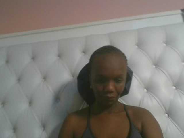 Naughtypetite1