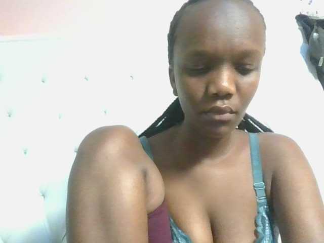 Naughtypetite1