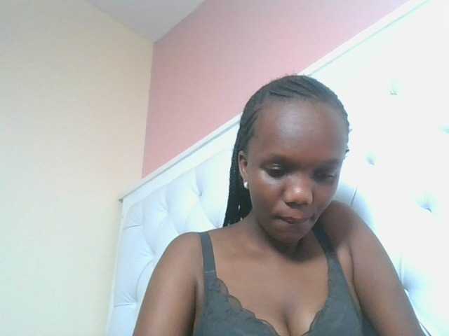 Naughtypetite1
