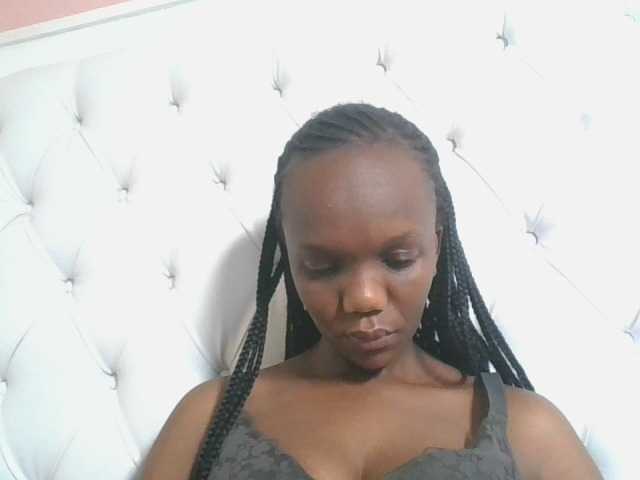 Naughtypetite1