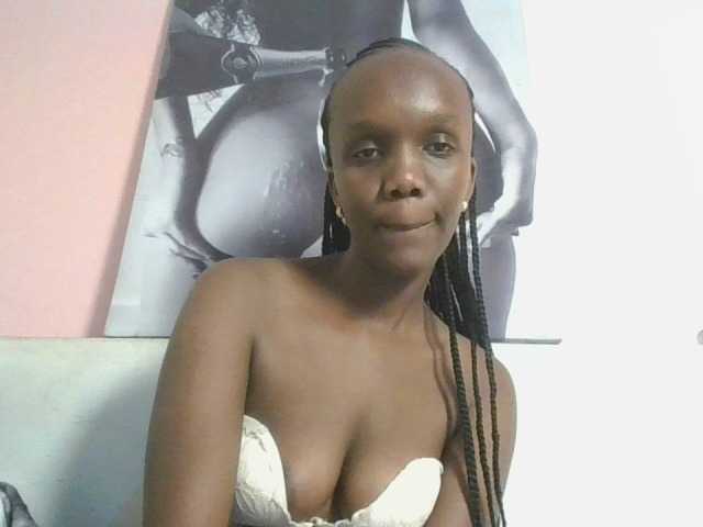 Naughtypetite1