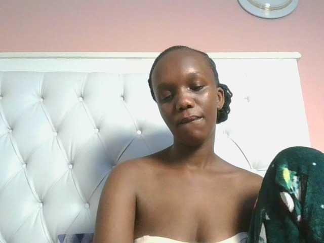 Naughtypetite1