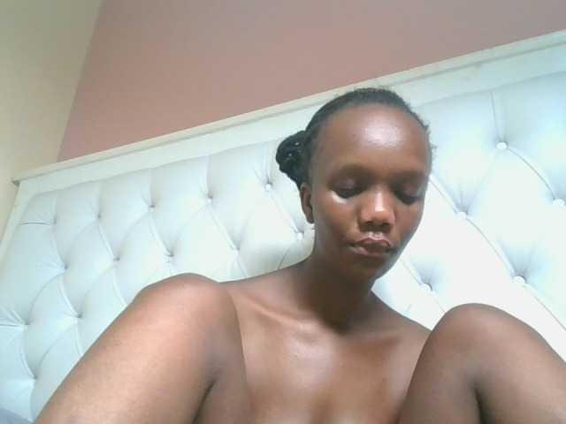 Naughtypetite1