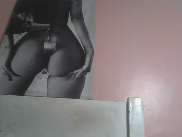 Naughtypetite1, 21 y/o - Live Cam on BongaCams