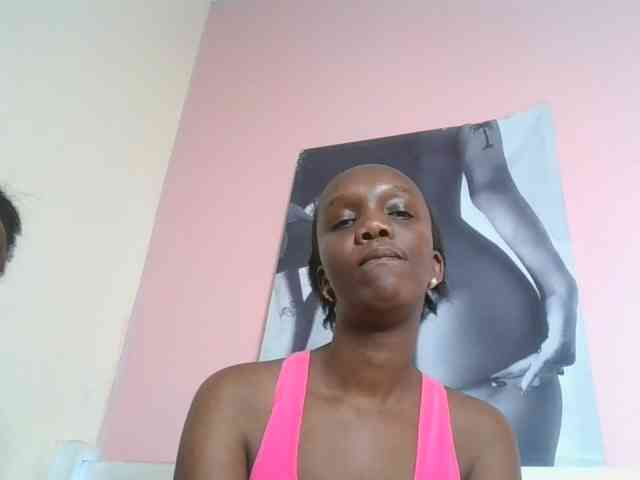 Naughtypetite1