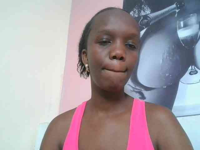 Naughtypetite1