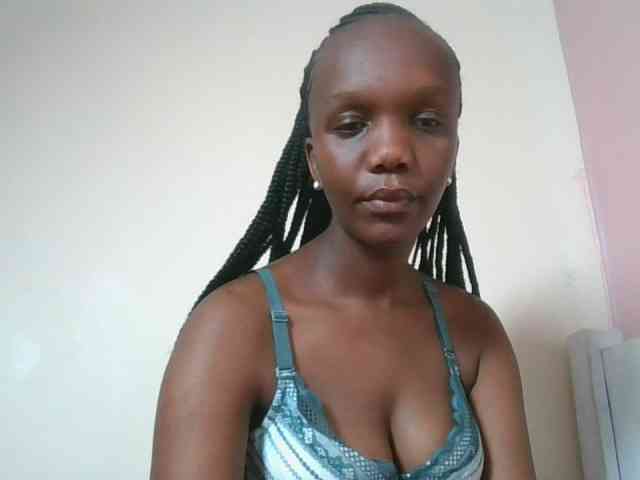 Naughtypetite1 webcam