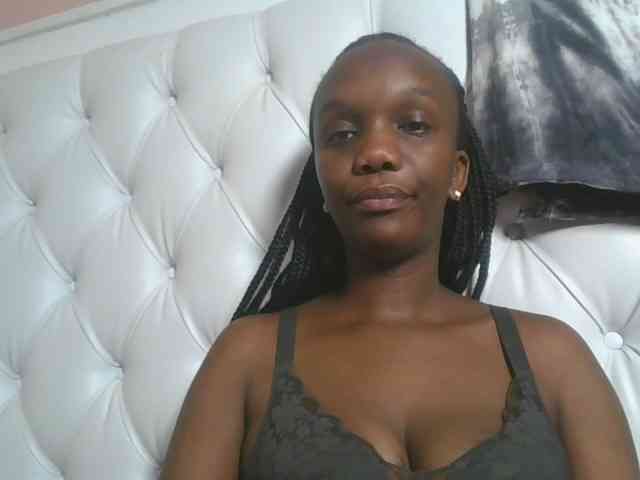 Naughtypetite1 Naughtypetite1