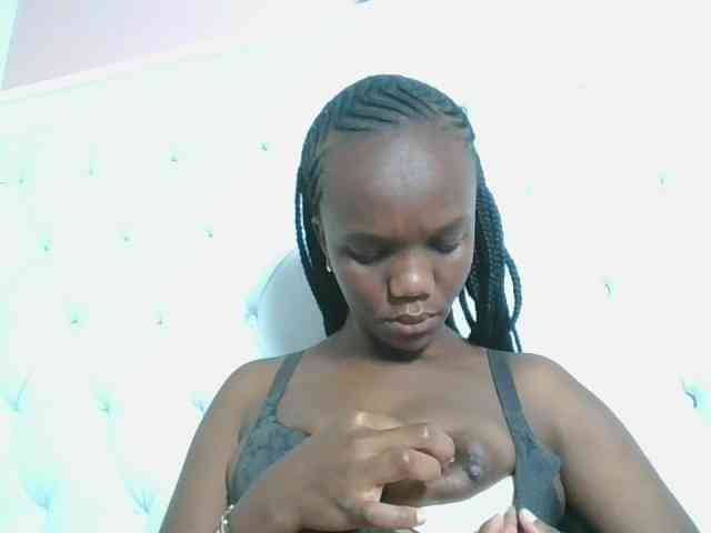 Naughtypetite1 Naughtypetite1