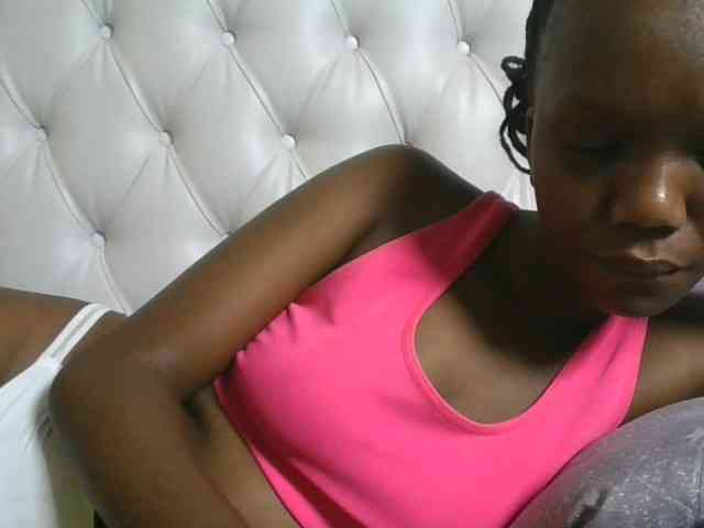 Naughtypetite1 Naughtypetite1
