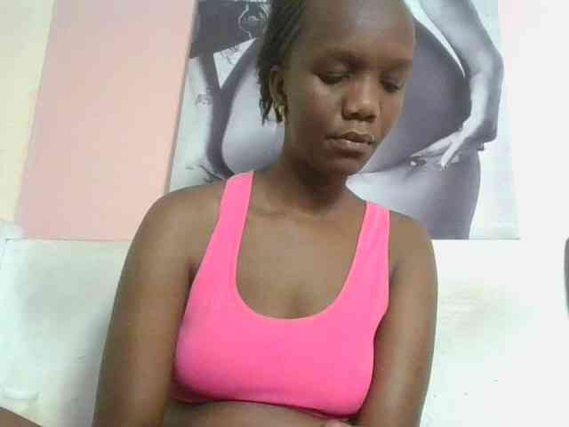 Naughtypetite1 webcam