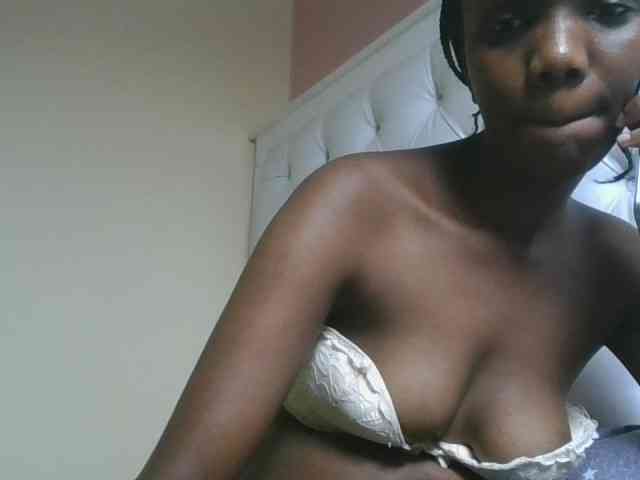 Naughtypetite1 Naughtypetite1